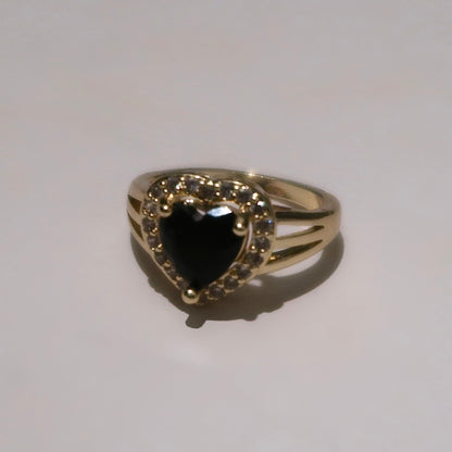 BLACK HEART RING